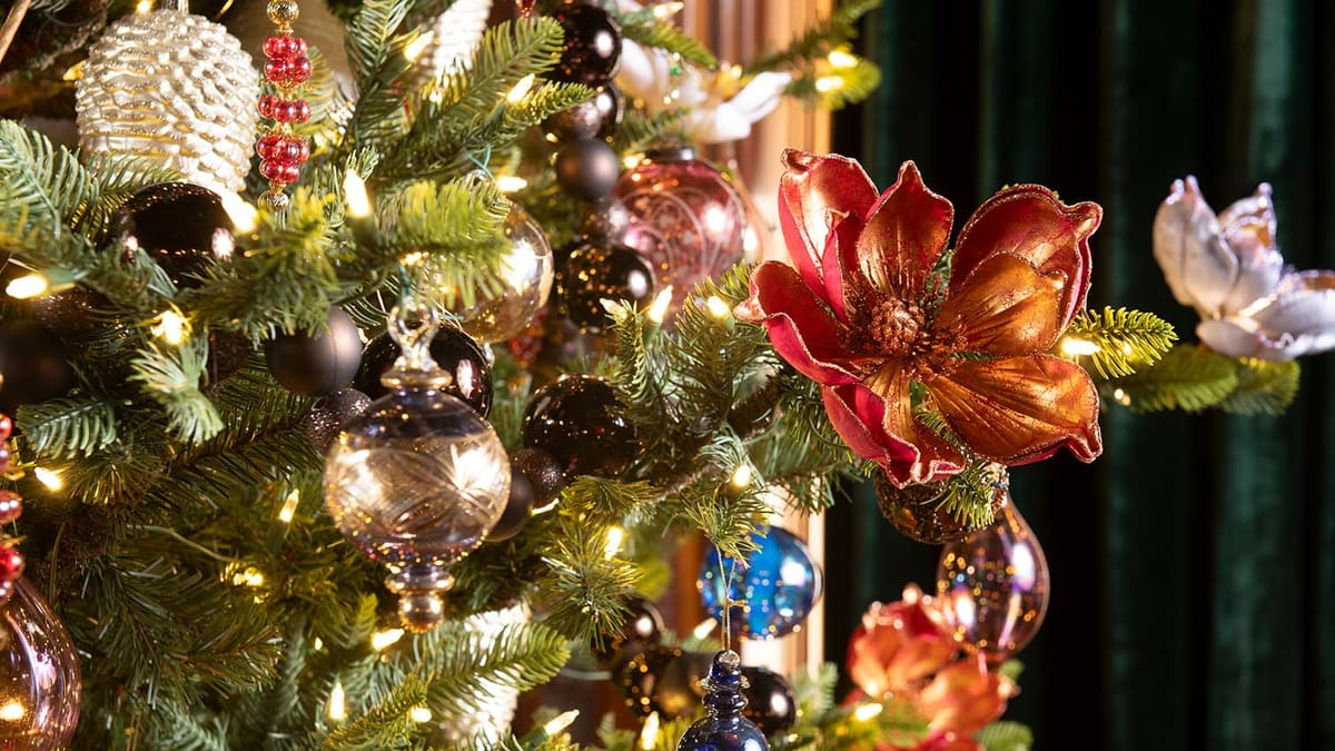 Holidays at the Newport Mansions