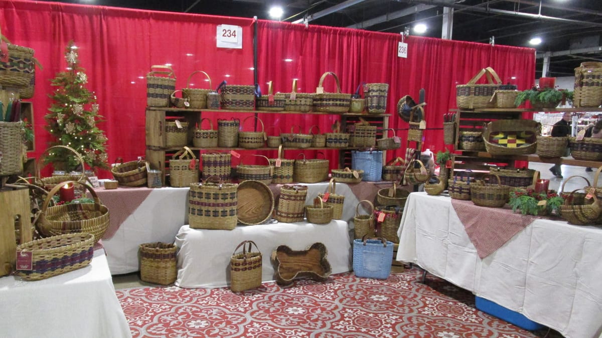 Old Deerfield Craft Fairs - Holiday Sampler