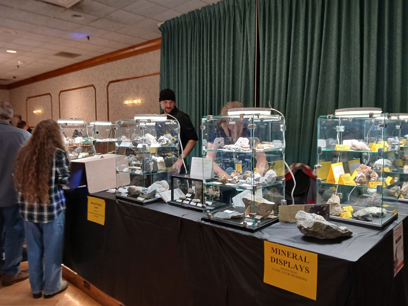 Western Mass Mineral, Jewelry & Fossil Show 2027
