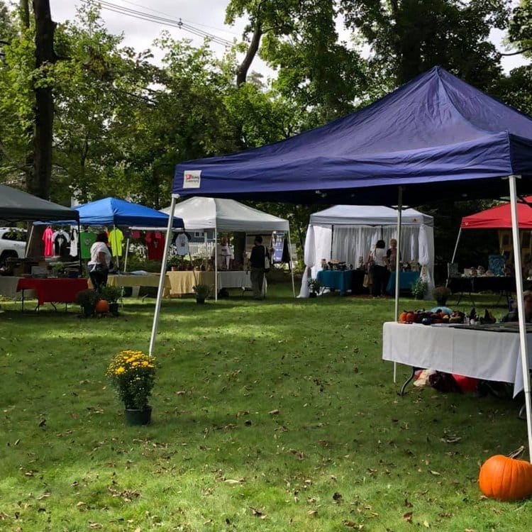 Early Holiday Outdoor Craft Fair — Fayerweather 2026