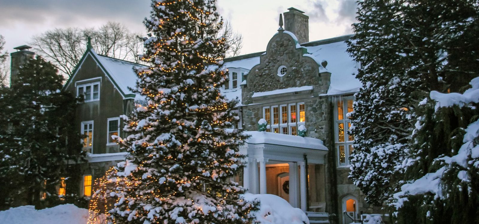 Featured image for Christmas at Blithewold 2026: Hours, Admission and Holiday Programs in Bristol, RI