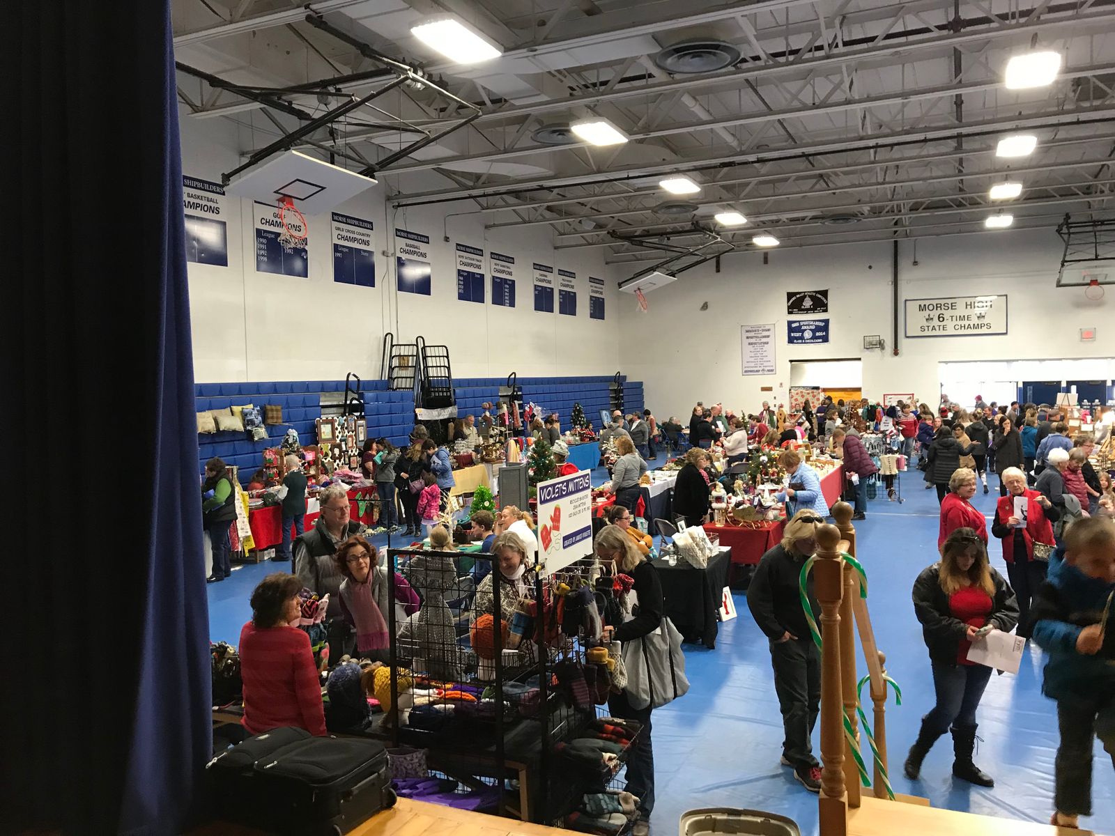 Featured image for Holiday Craft Fairs & Christmas Markets in Maine 2026: Weekend-by-Weekend Guide
