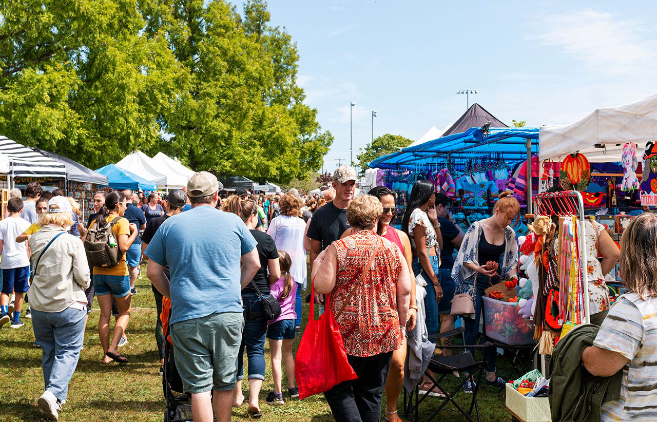 Brimfield Antique Flea Market — September 2026 (Sep 8-13)
