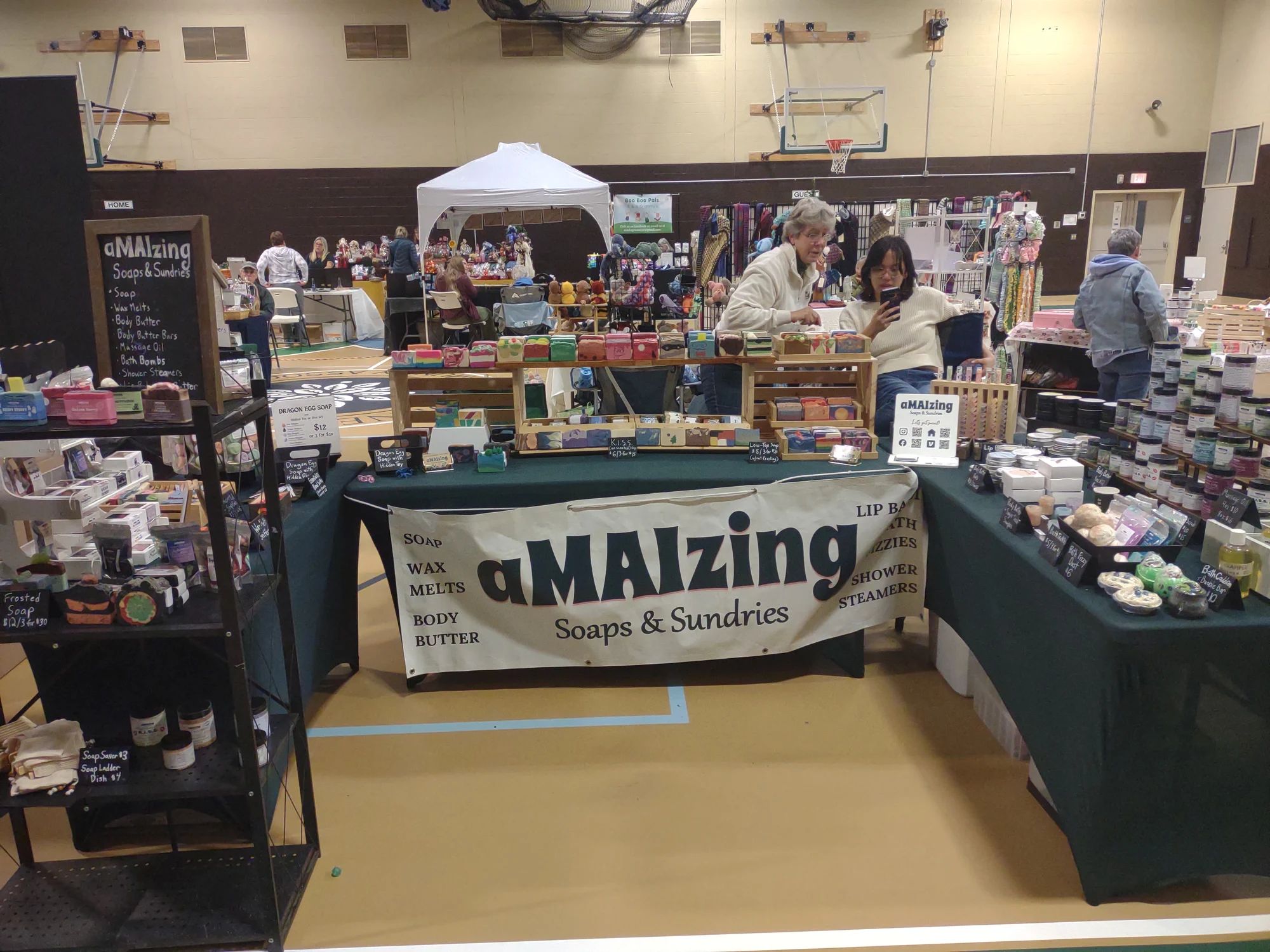 aMAlzing logo
