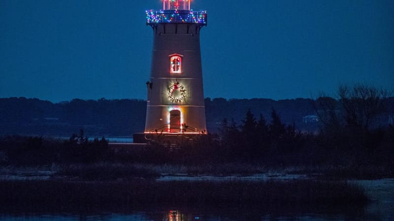 Featured image for Christmas in Edgartown 2026: Dates, Parade and Planning Your Martha's Vineyard Holiday Weekend